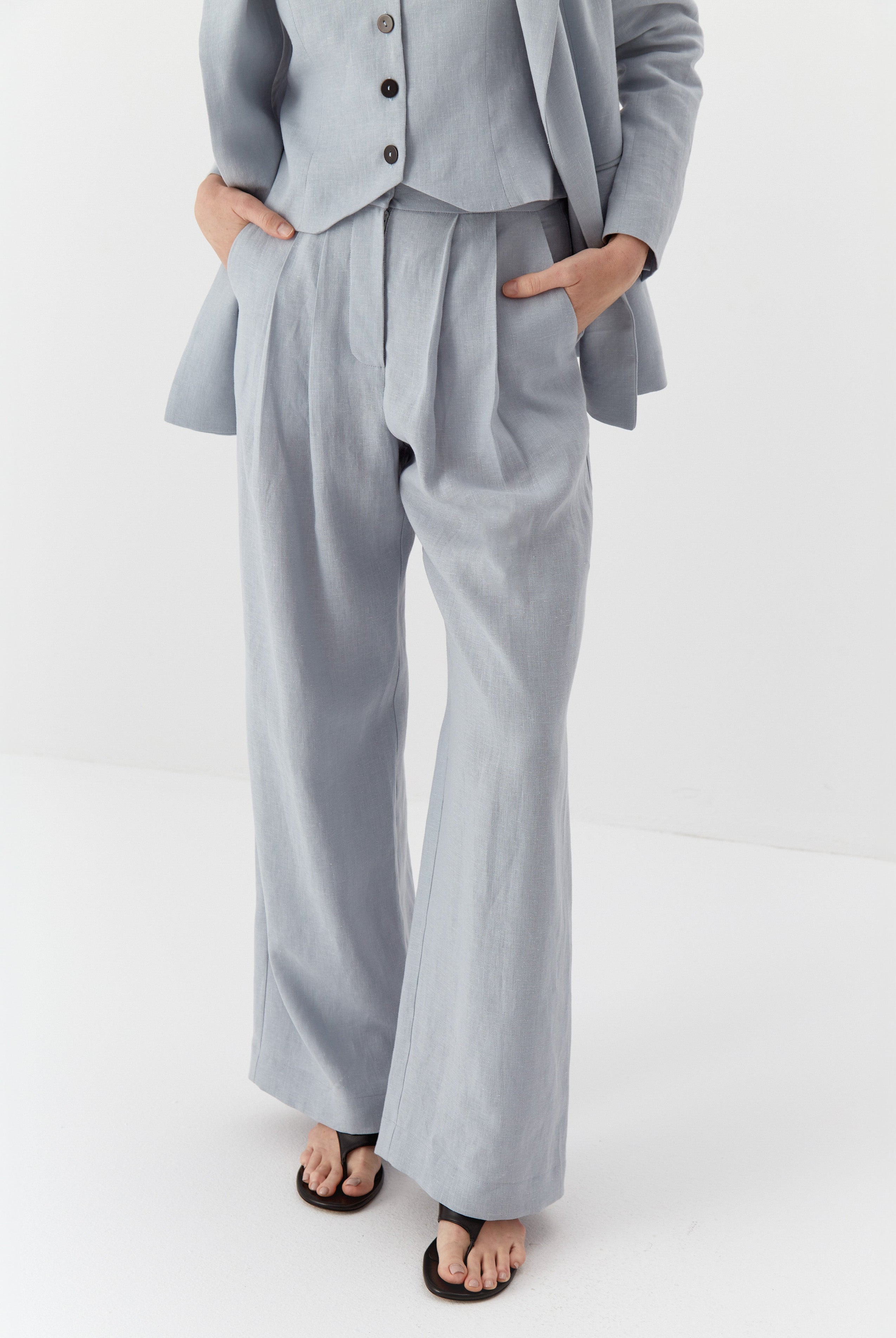 Pantaloni și Salopete