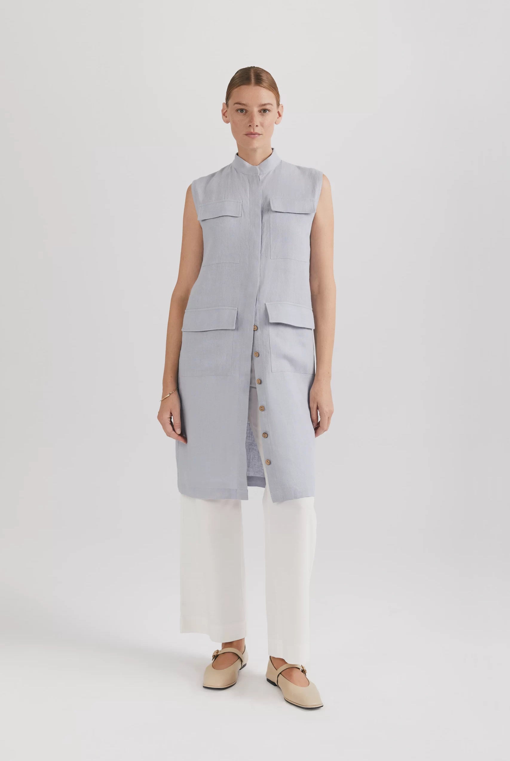 Rochie casual, din in, genunchi, bej, tip cargo cu buzunare frontale și cordon Emoke - ipanomi.com