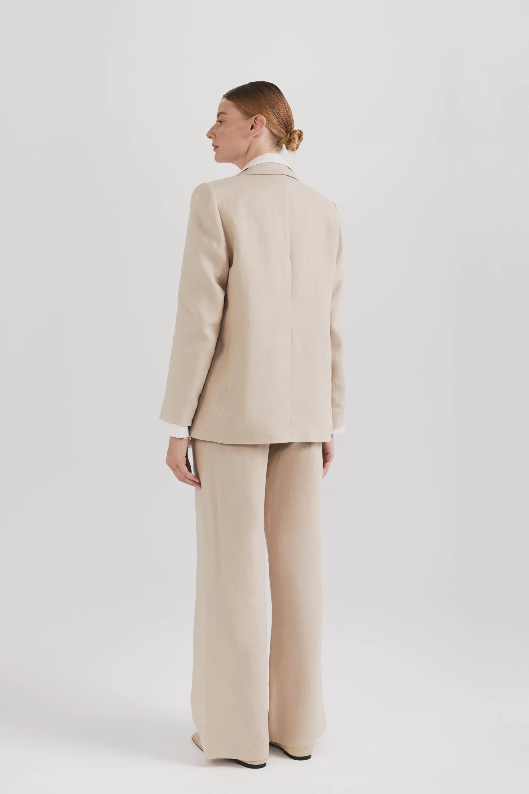 Pantaloni din in bej - ipanomi.com