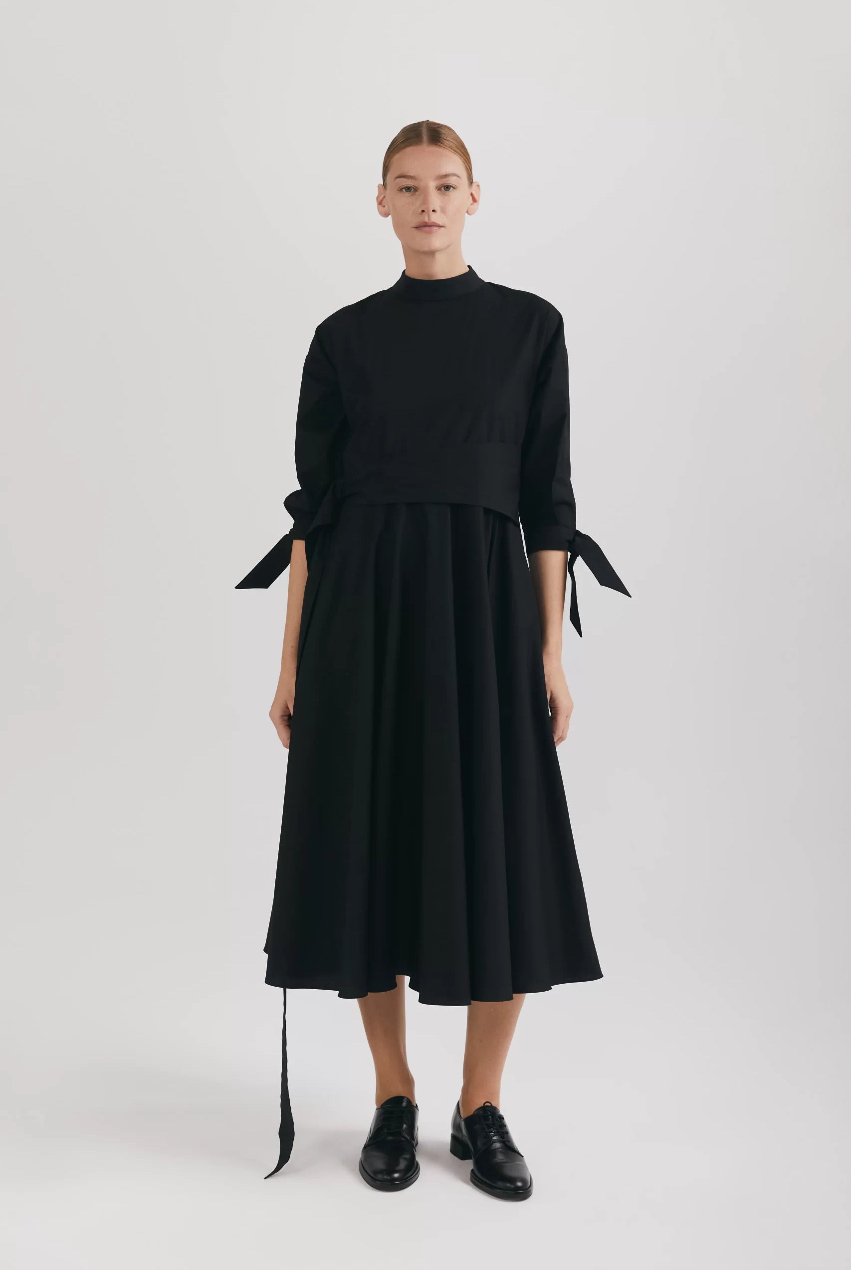 2.1. Dress code cocktail sau business_rochie midi (2)