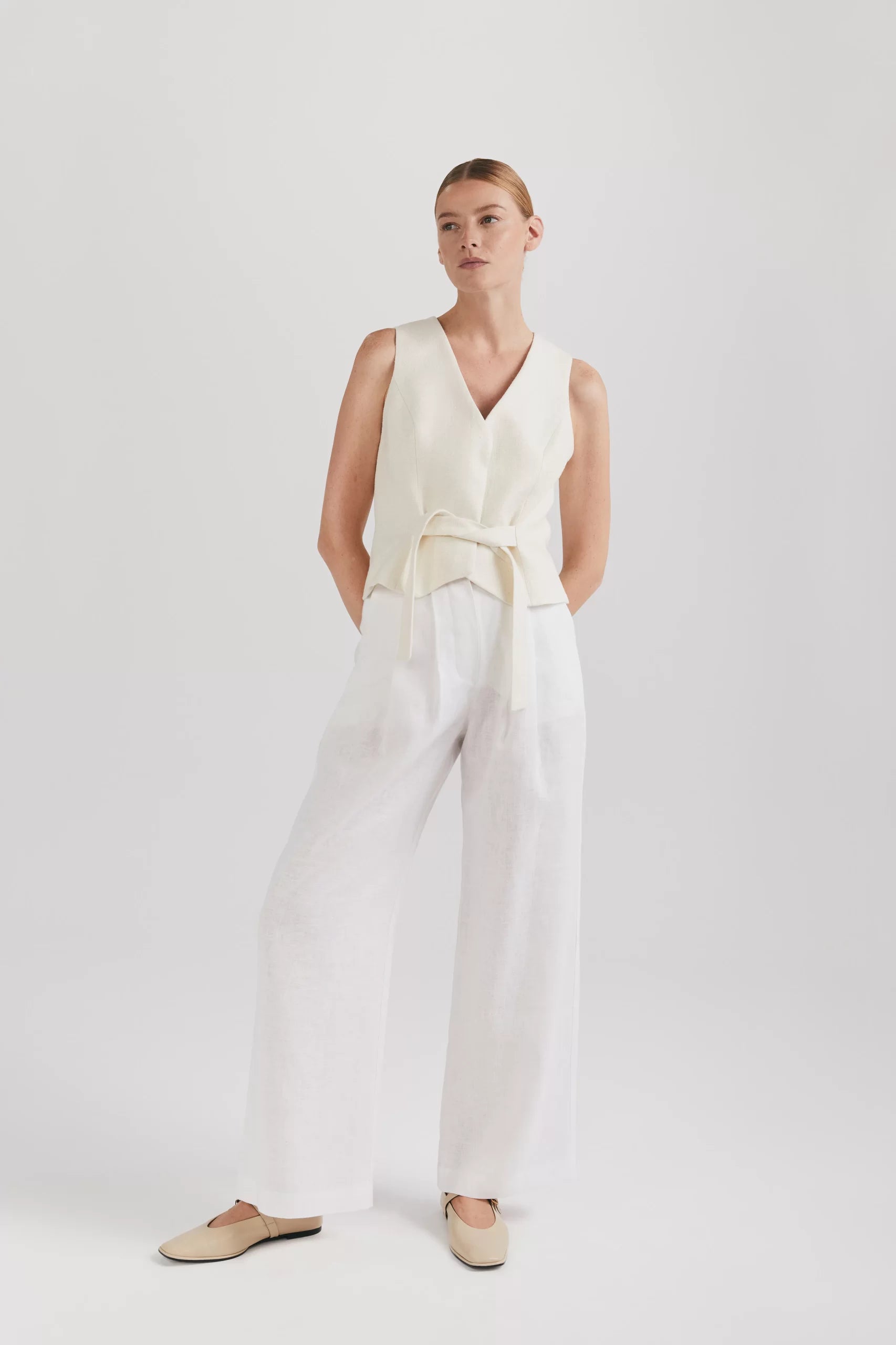 Pantaloni largi din in albi - ipanomi.com