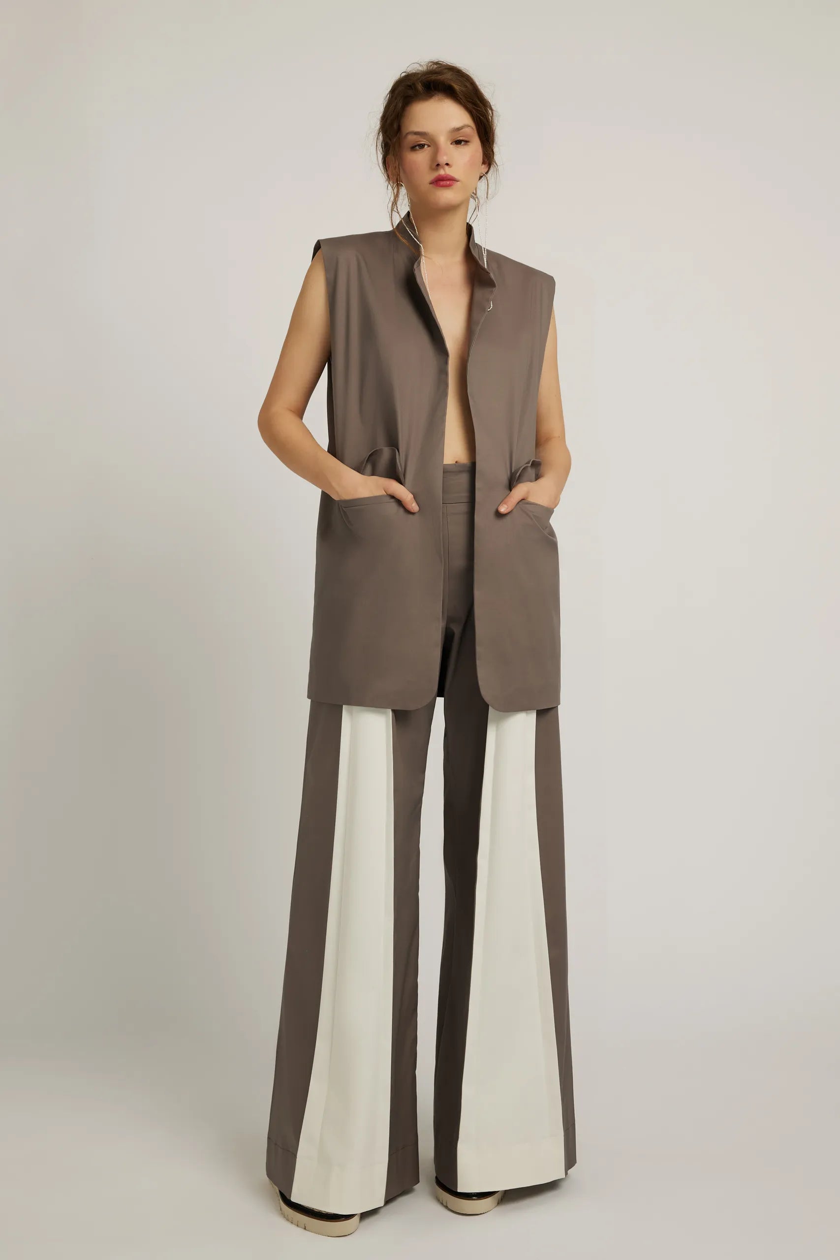 Pantalonii Butterfly - ipanomi.com