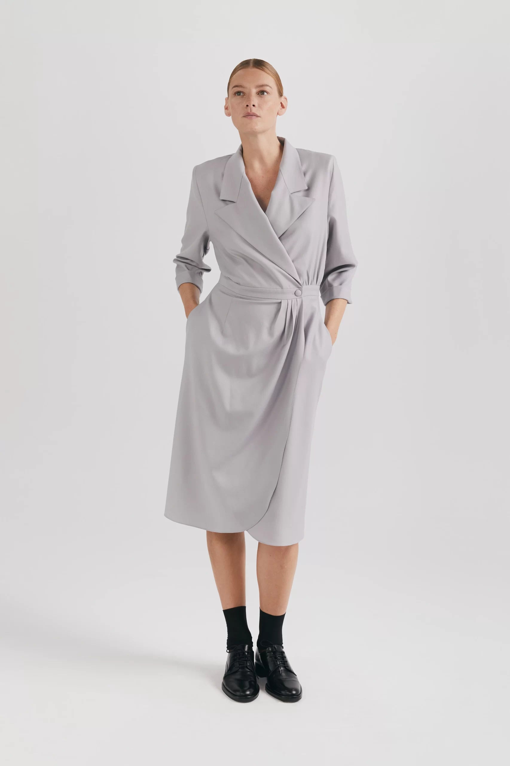 Rochie suprapusă din lână premium și guler cu rever - ipanomi.com