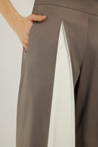 Pantalonii Butterfly - ipanomi.com