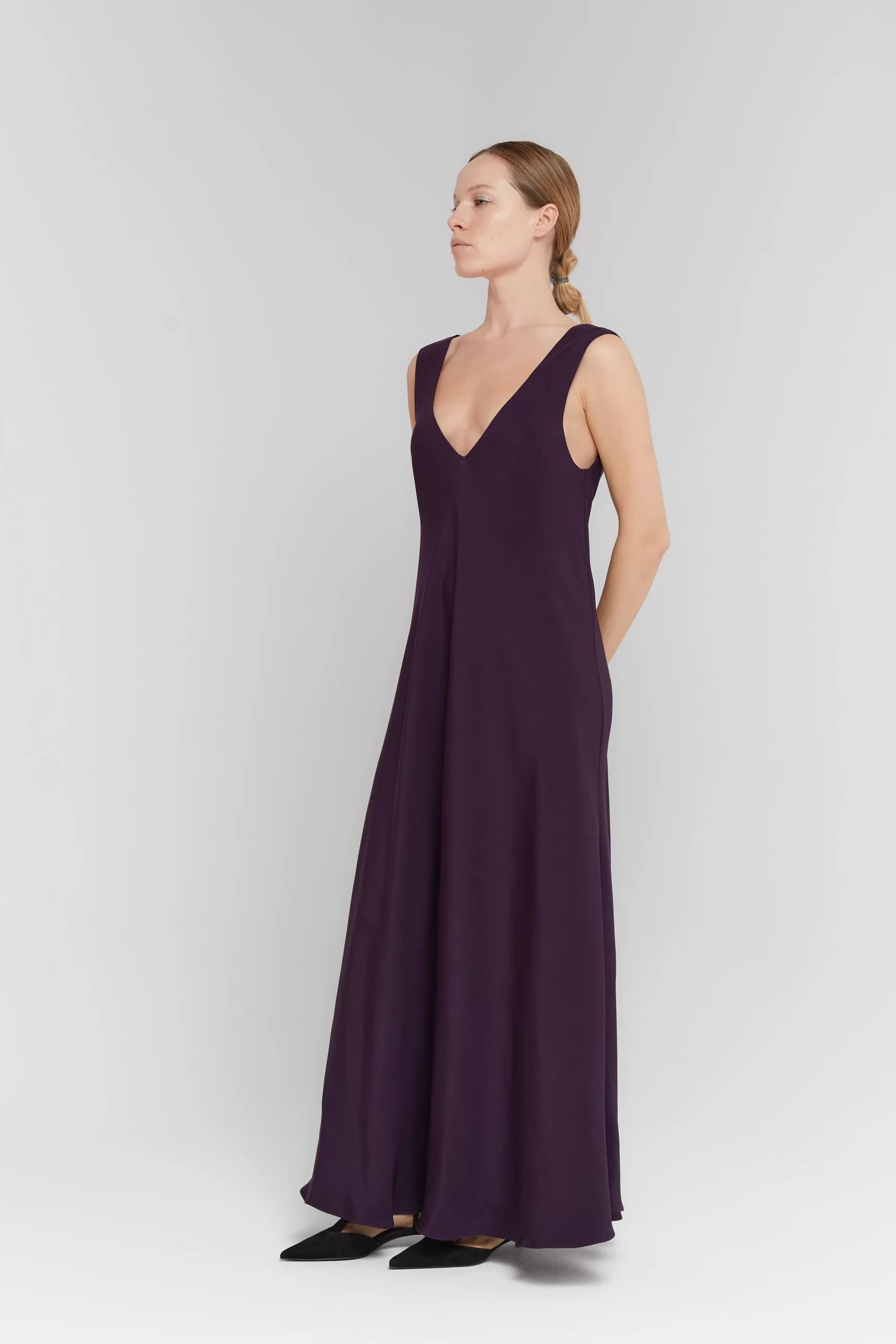 Rochie din mătase cu decolteu in V violet - ipanomi.com