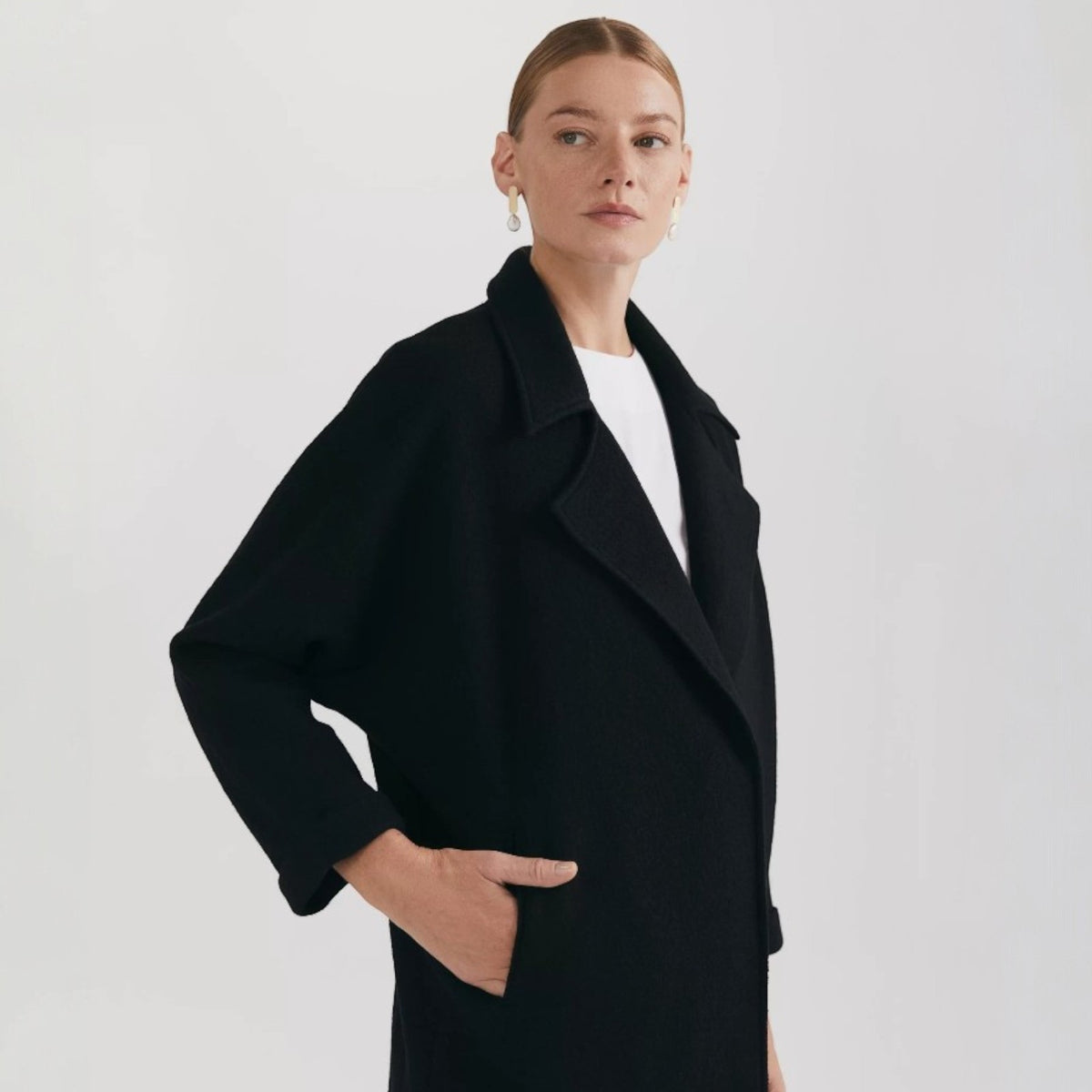 Jachetă elegantă din lână, oversized, neagră